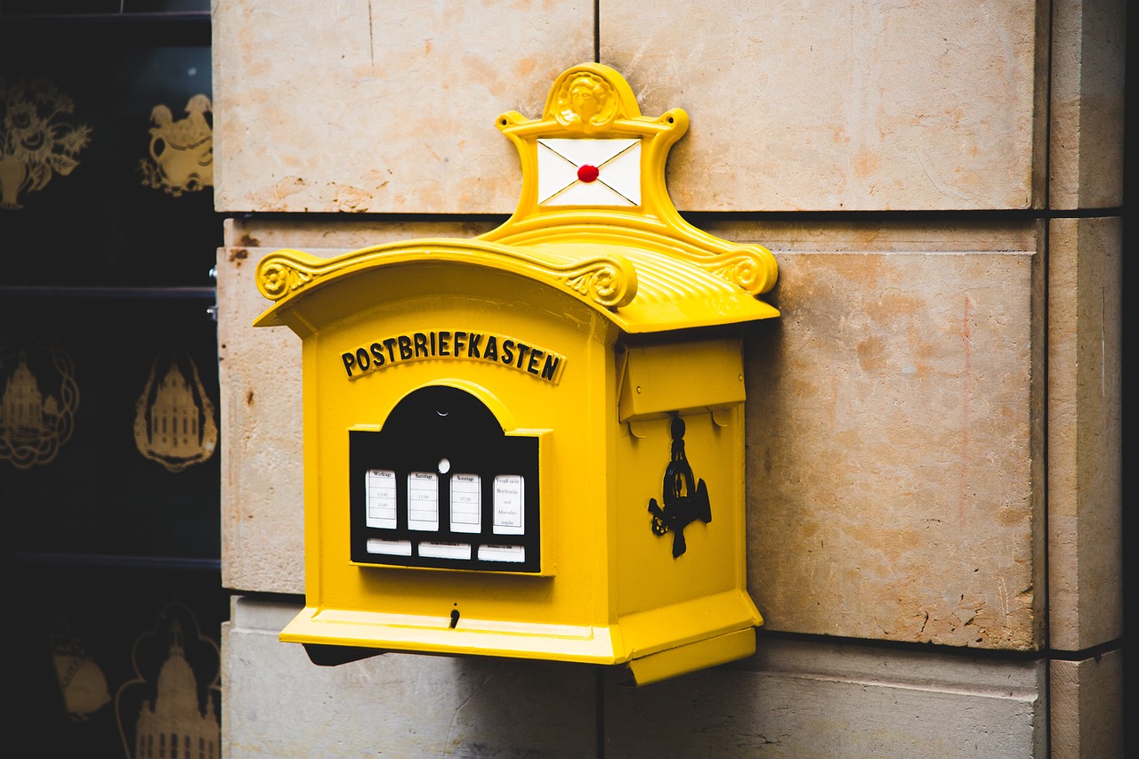 How to Create a Classic Wooden Letterbox